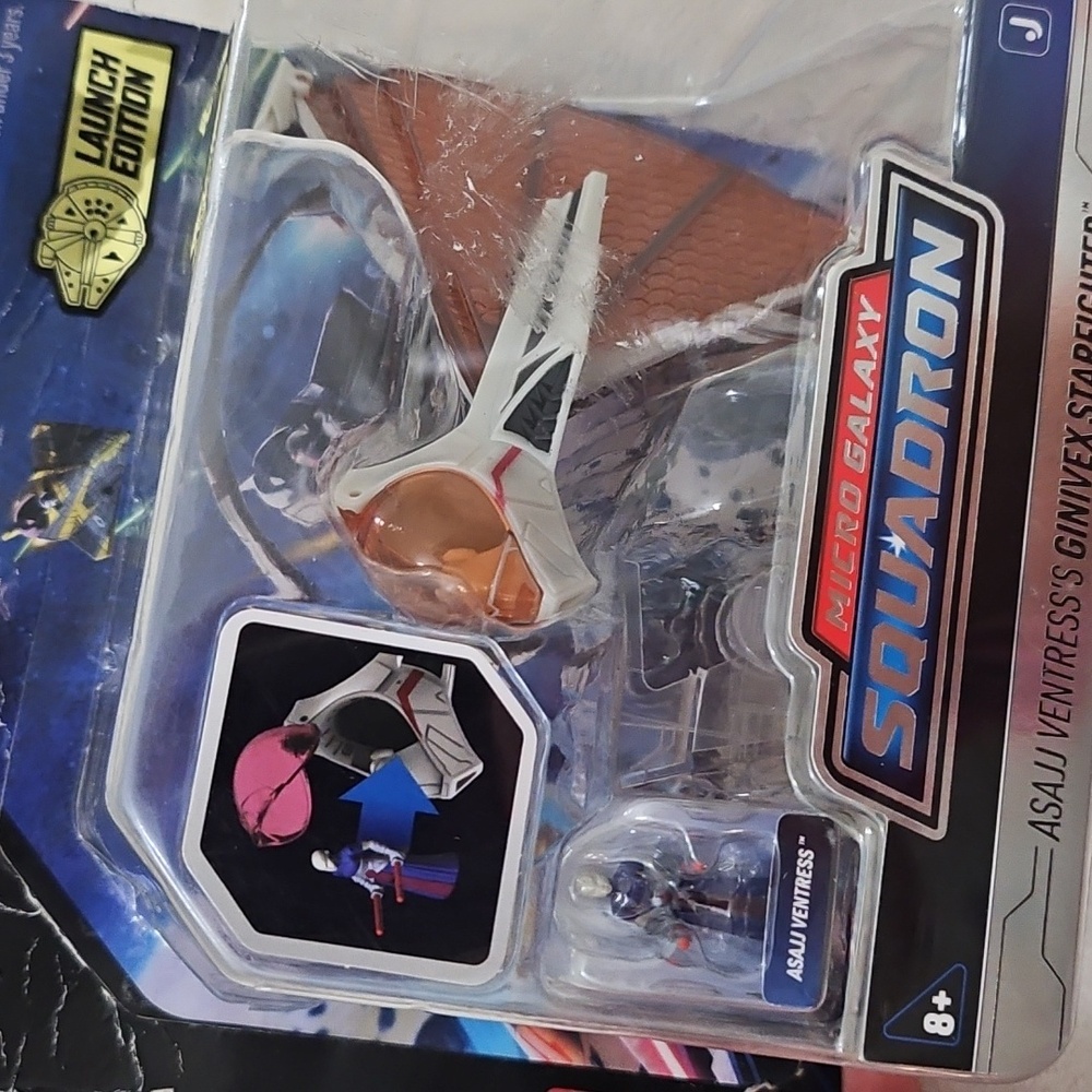 Star Wars Micro Galaxy Squadron Asajj Ventress's Ginivex Starfighter Toy - Picture 4 of 9